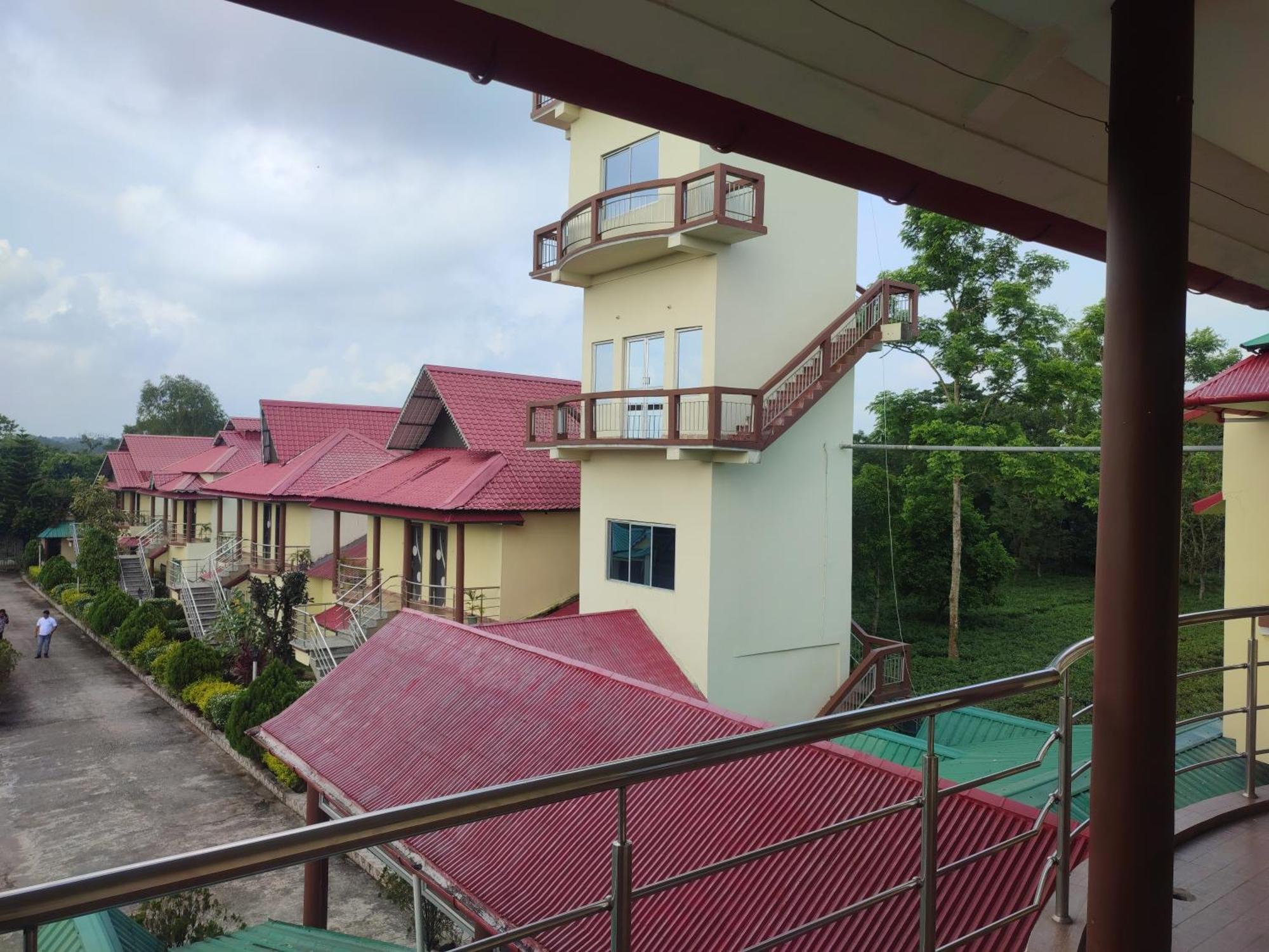 Maa Greenary View - A Holiday Resort Alipur Duar Exterior foto