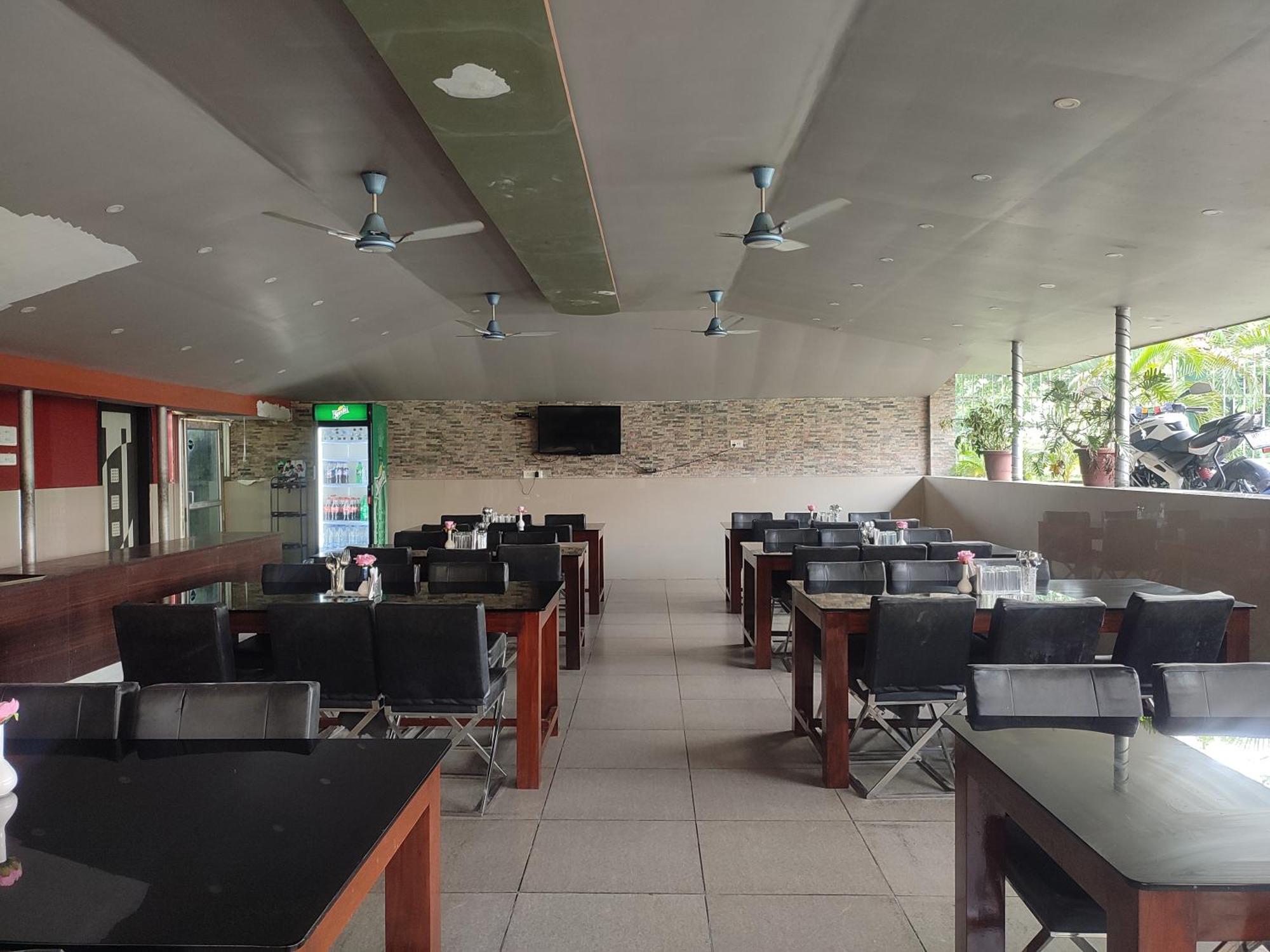 Maa Greenary View - A Holiday Resort Alipur Duar Exterior foto
