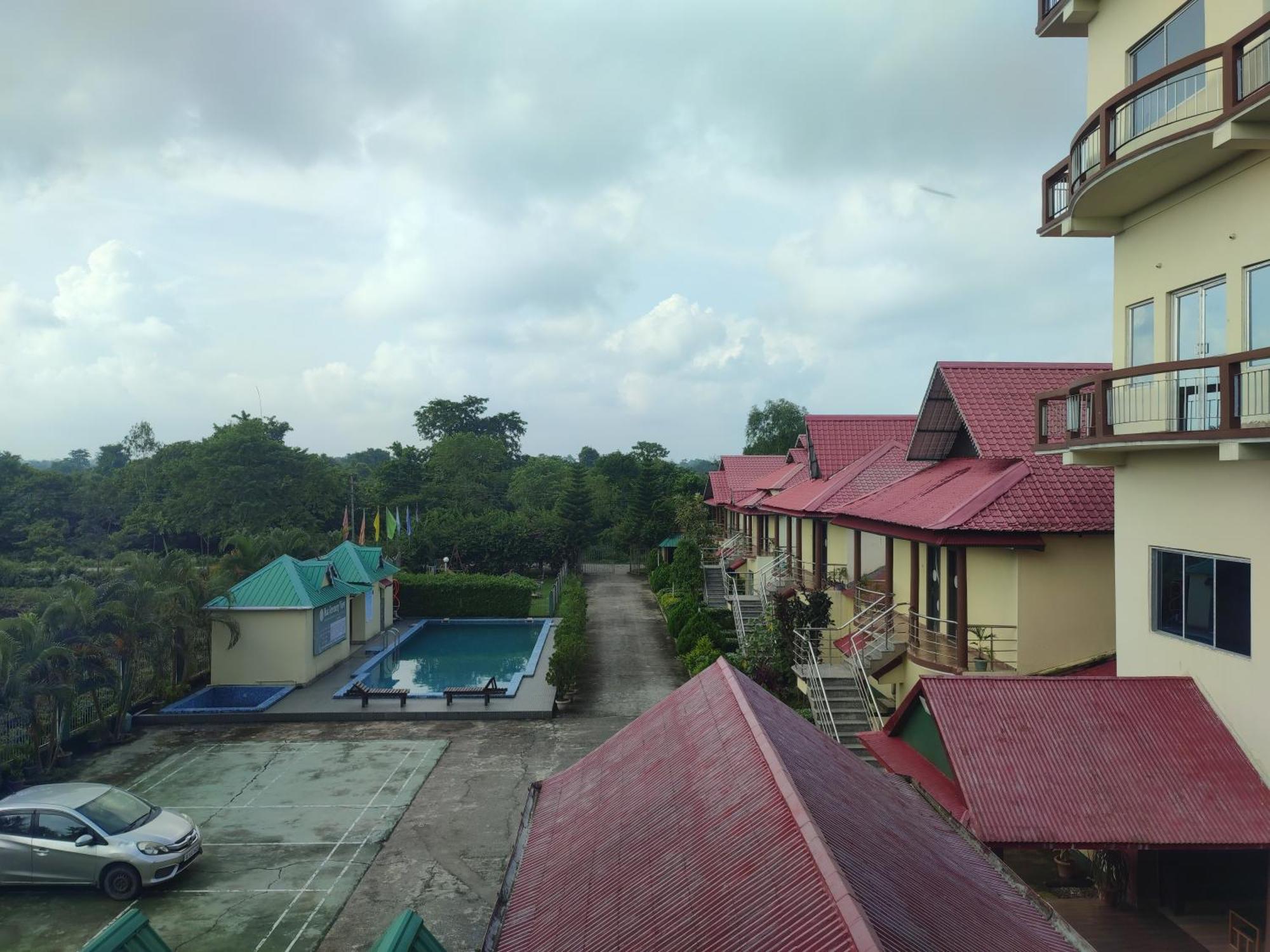 Maa Greenary View - A Holiday Resort Alipur Duar Exterior foto